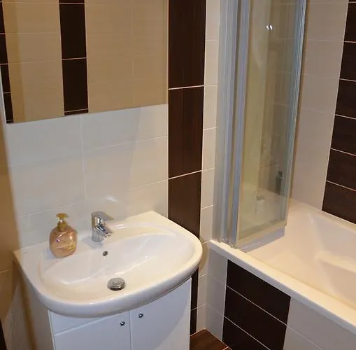 Comfortable Vlkova شقة براغ